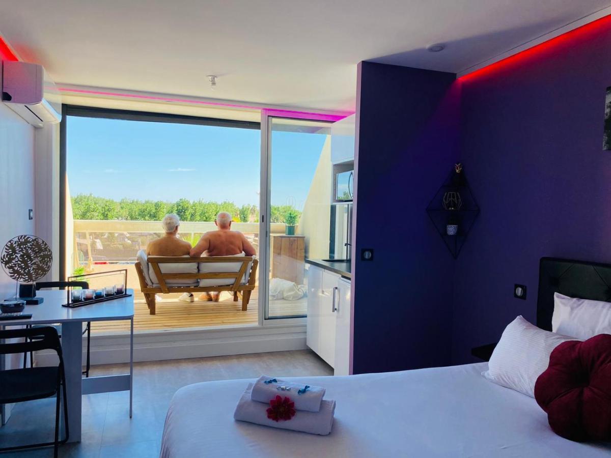 Studio Camp Naturiste Vue Mer, Le Gilyves Cocooning แอกด์ ภายนอก รูปภาพ
