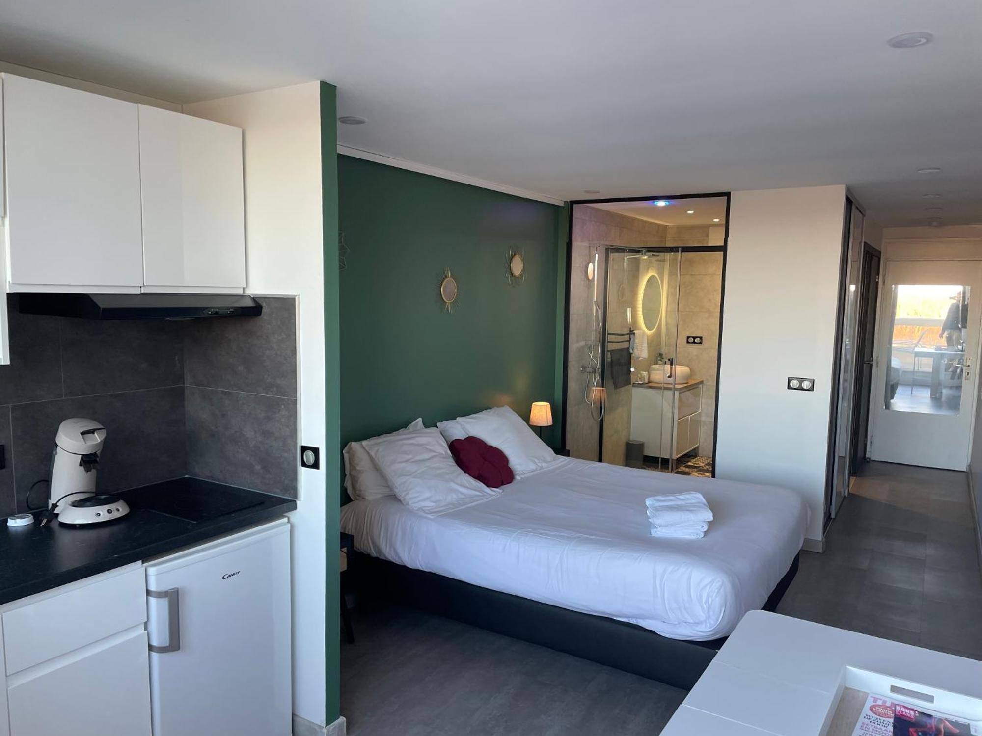 Studio Camp Naturiste Vue Mer, Le Gilyves Cocooning แอกด์ ภายนอก รูปภาพ